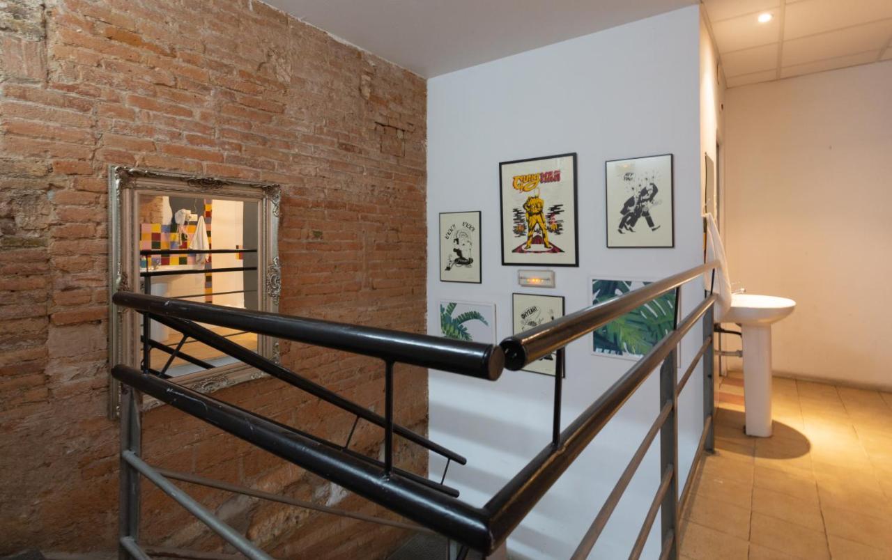 Hostel Mambo Tango Barcelona Exterior foto