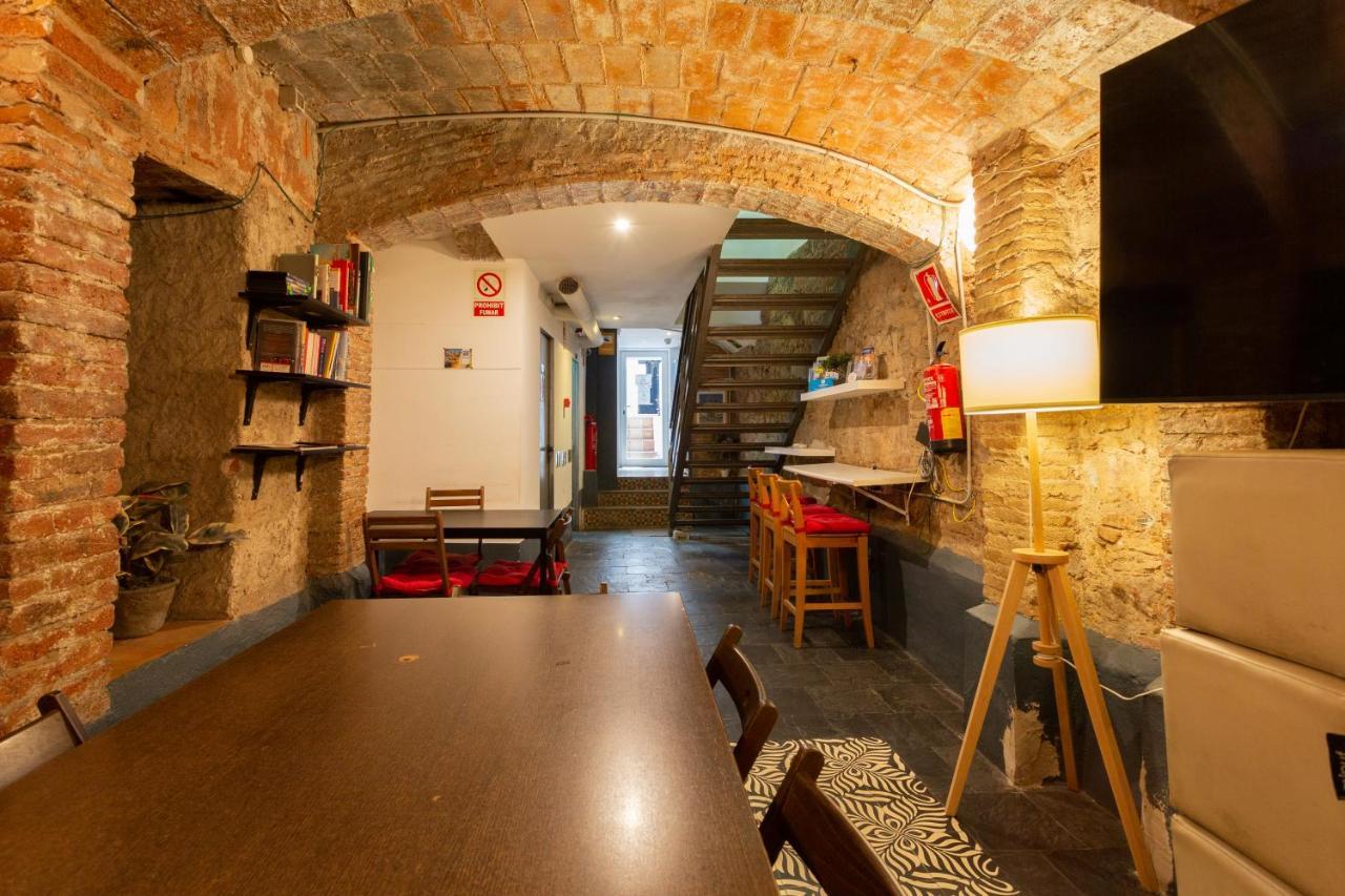 Hostel Mambo Tango Barcelona Exterior foto