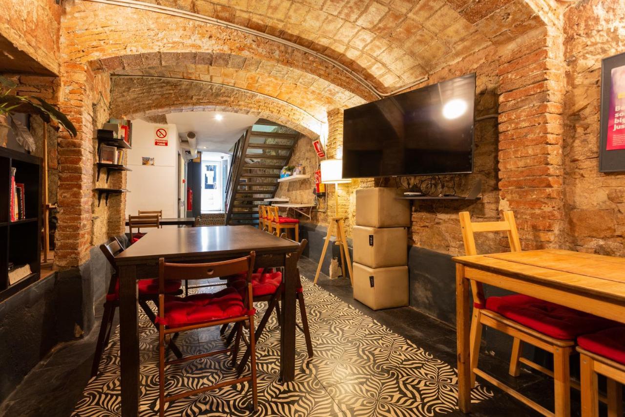 Hostel Mambo Tango Barcelona Exterior foto